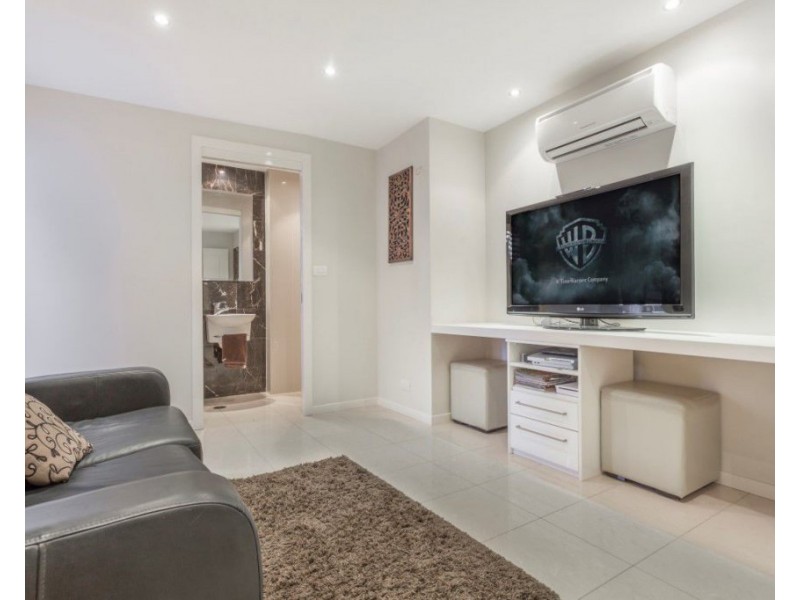 9 Tana Street, Westlake QLD 4074