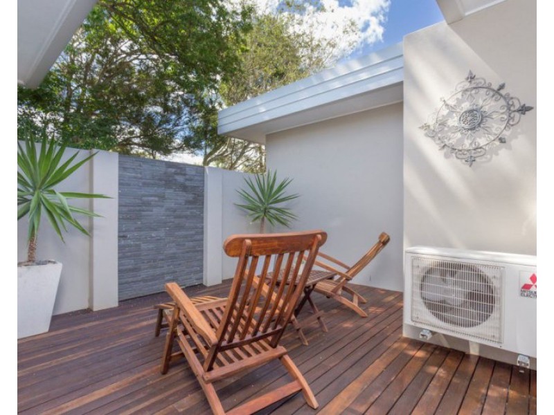 9 Tana Street, Westlake QLD 4074