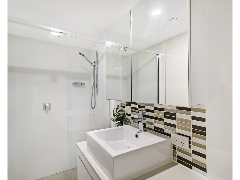 33/27 Manning Street, Milton QLD 4064