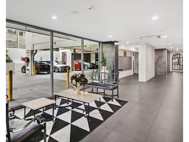 33/27 Manning Street, Milton QLD 4064