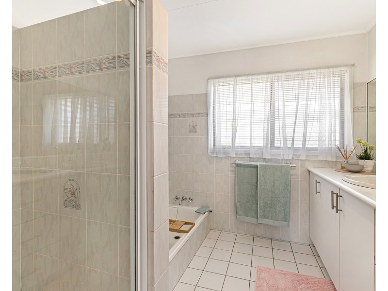 42 Bareena Street, Jindalee QLD 4074