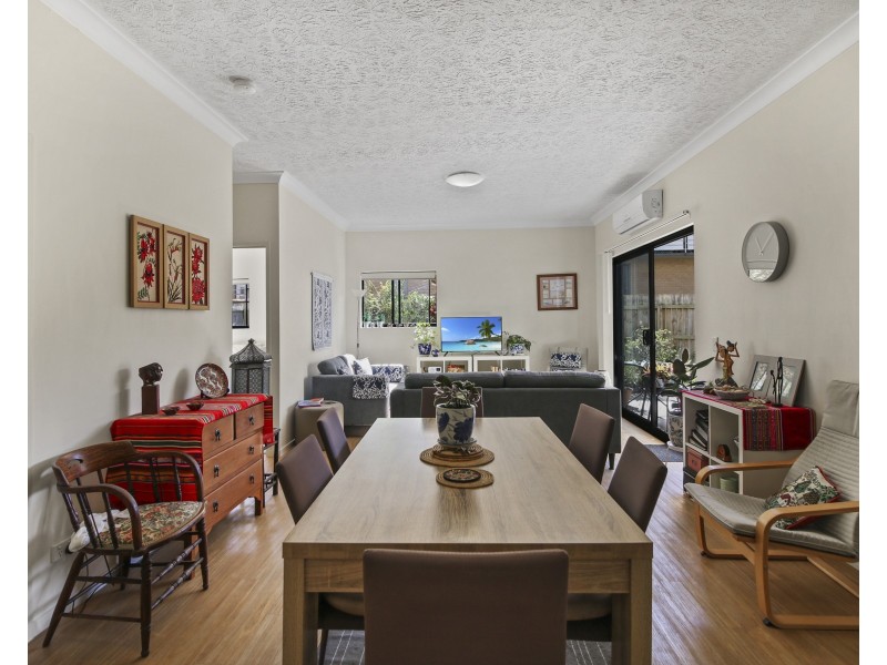 4/11 Lyons Terrace, Windsor QLD 4030