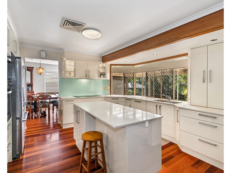 9 Scarba Street, Middle Park QLD 4074