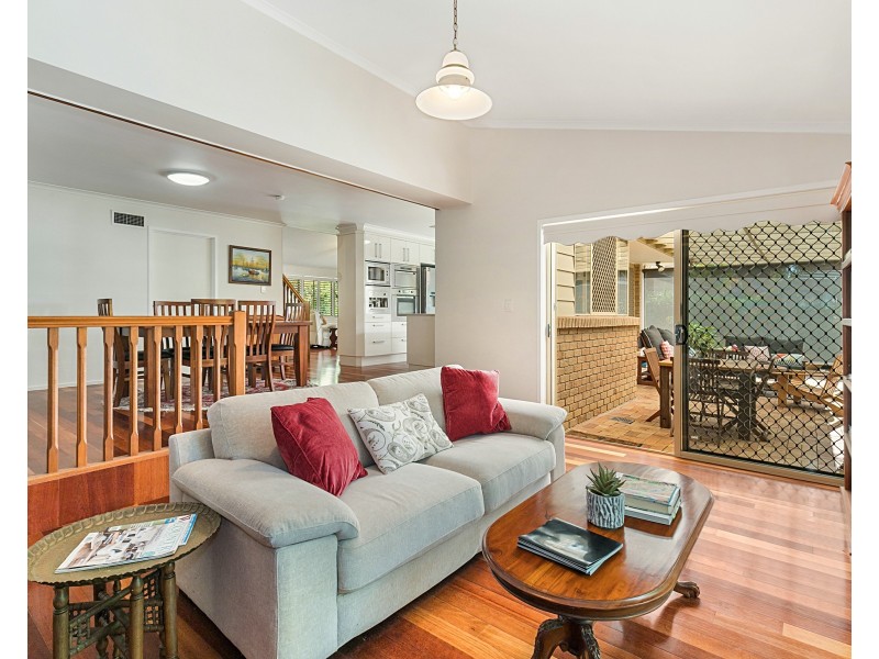 9 Scarba Street, Middle Park QLD 4074