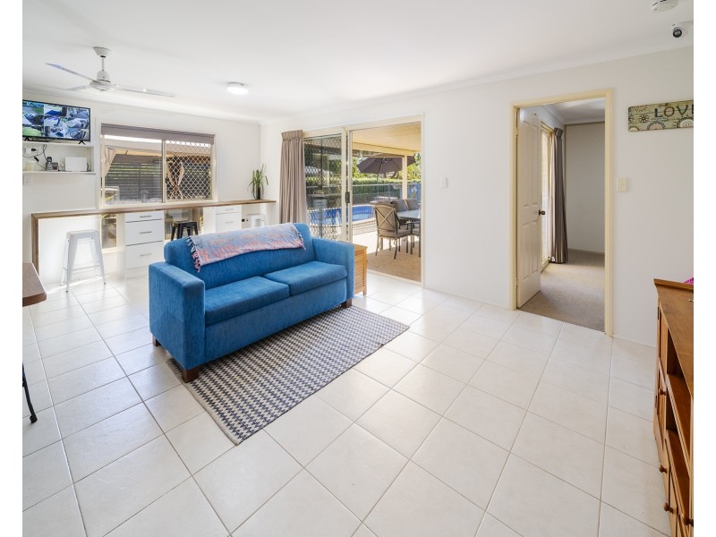 17 Tropicana Drive, Avoca QLD 4670