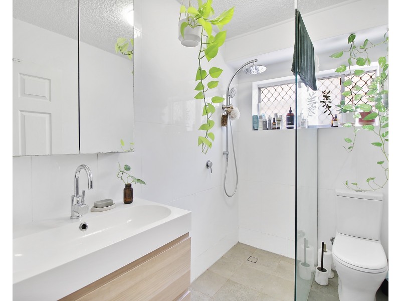 2/35 Smallman Street, Bulimba QLD 4171