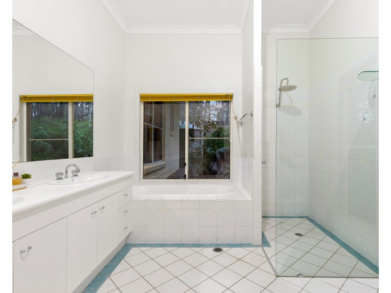 272 Kangaroo Gully Road, Bellbowrie QLD 4070