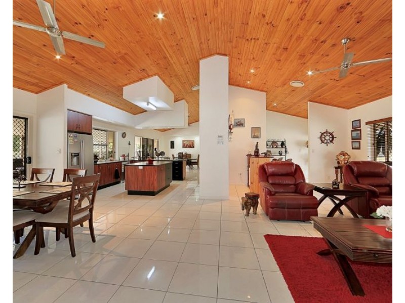 358 Malvern Drive, Moore Park Beach QLD 4670