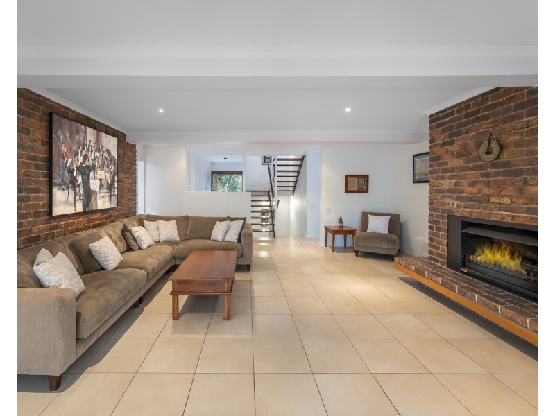 49 Carnegie Street, Westlake QLD 4074