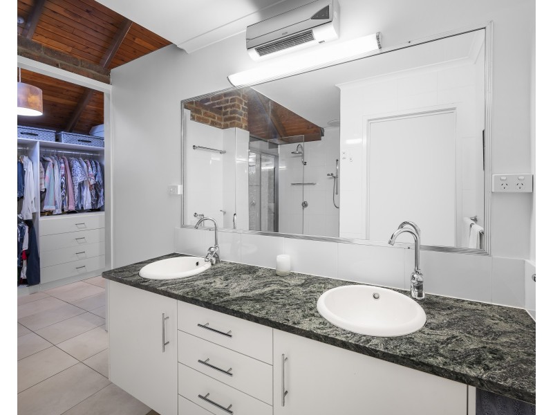 49 Carnegie Street, Westlake QLD 4074