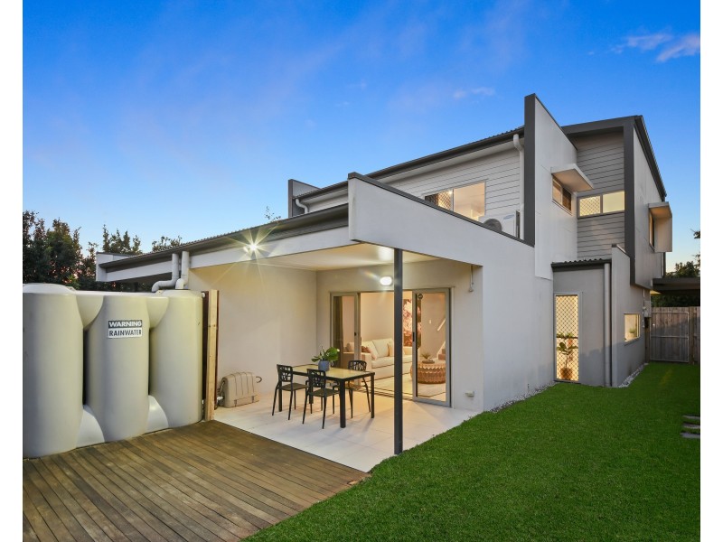 8a Bland Street, Coopers Plains QLD 4108