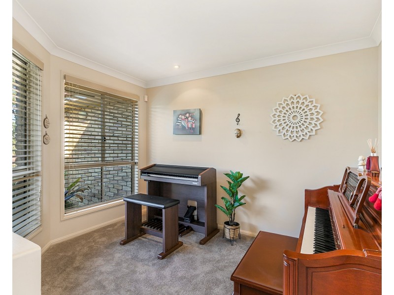 132 Eugene Street, Bellbird Park QLD 4300