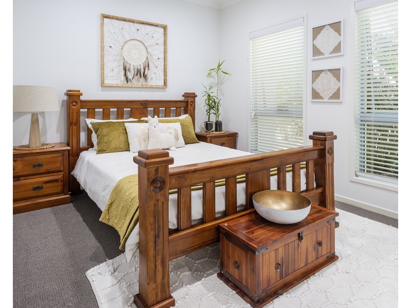 6 Banner Court, Branyan QLD 4670