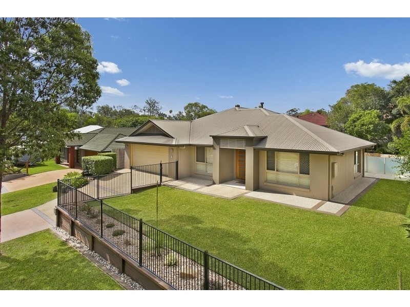 8 Jacksonia Drv, Seventeen Mile Rocks QLD 4073