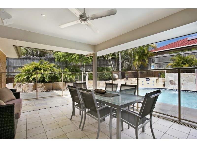 8 Jacksonia Drv, Seventeen Mile Rocks QLD 4073
