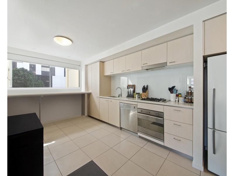 12/15 Walsh Street, Milton QLD 4064