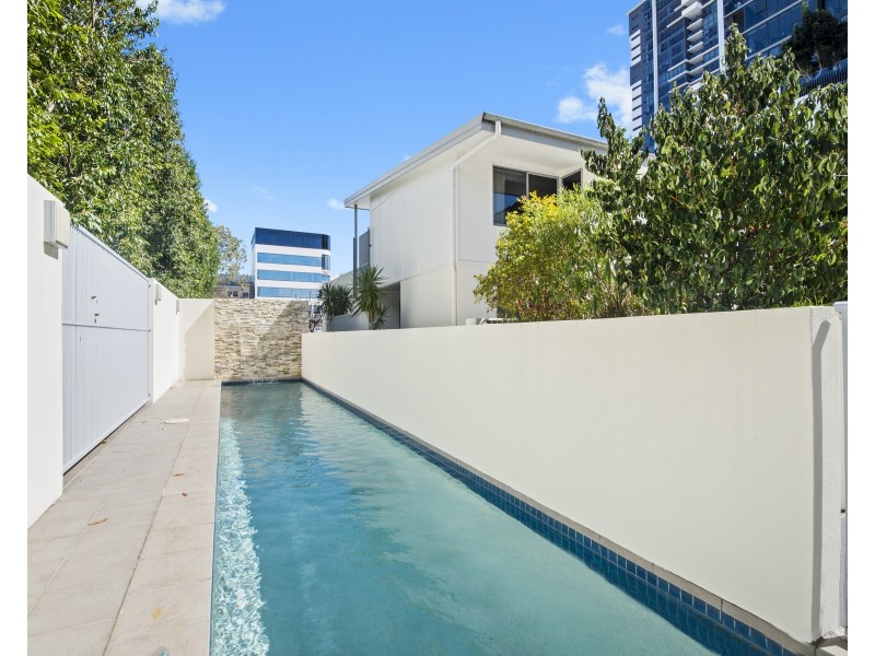 12/15 Walsh Street, Milton QLD 4064