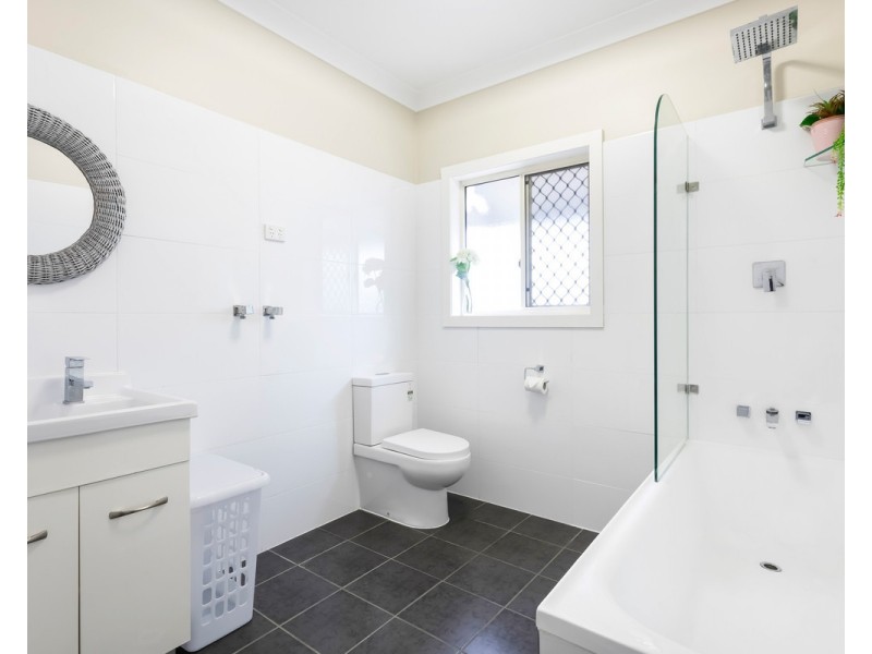 100 Dudley St East, Annerley QLD 4103