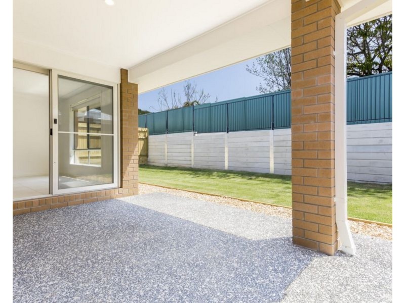 74 Napier Circuit, Silkstone QLD 4304