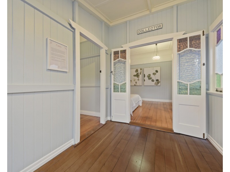 17 Glanosmond Avenue, Camp Hill QLD 4152