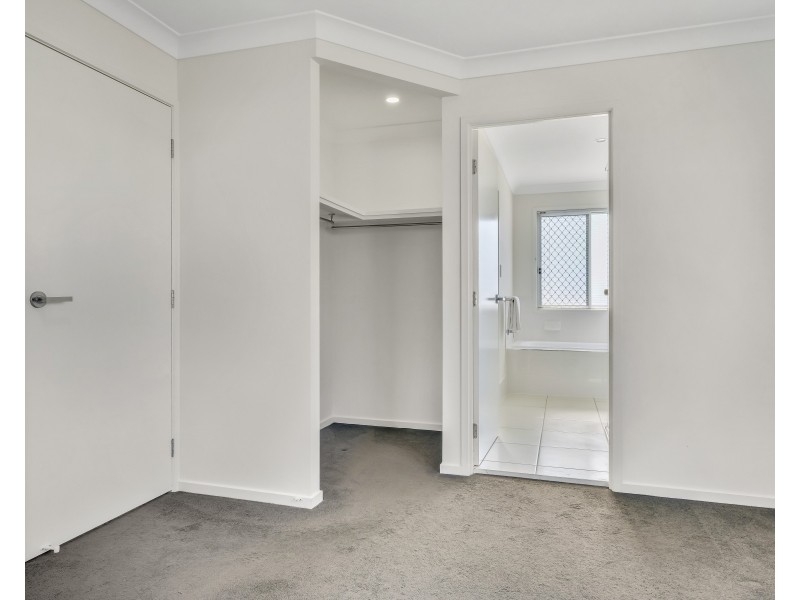 13 Shoalwater Street, Thornlands QLD 4164