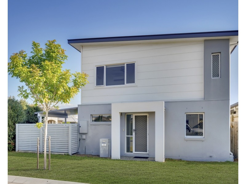 13 Shoalwater Street, Thornlands QLD 4164