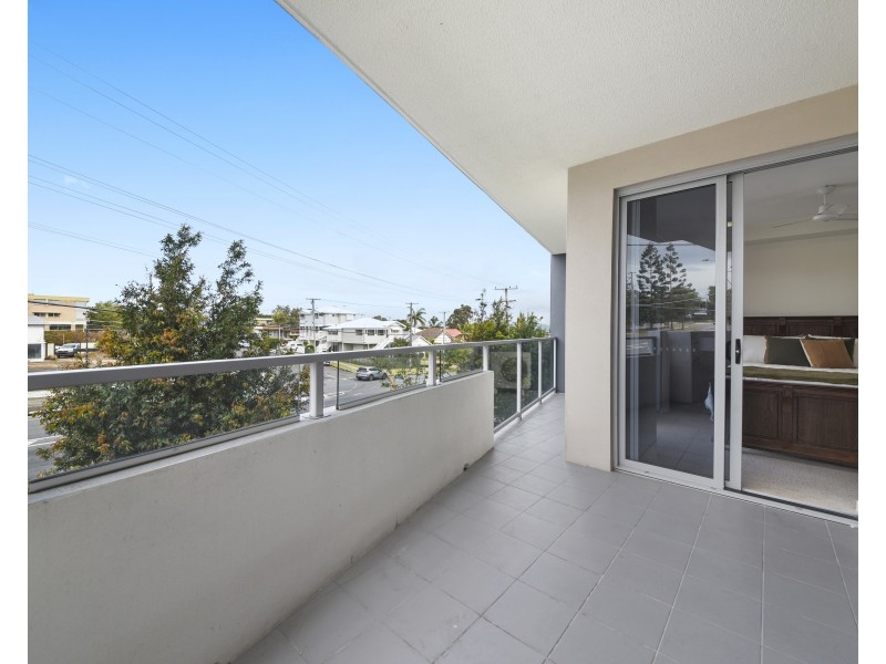 7/902 Logan Road, Holland Park West QLD 4121