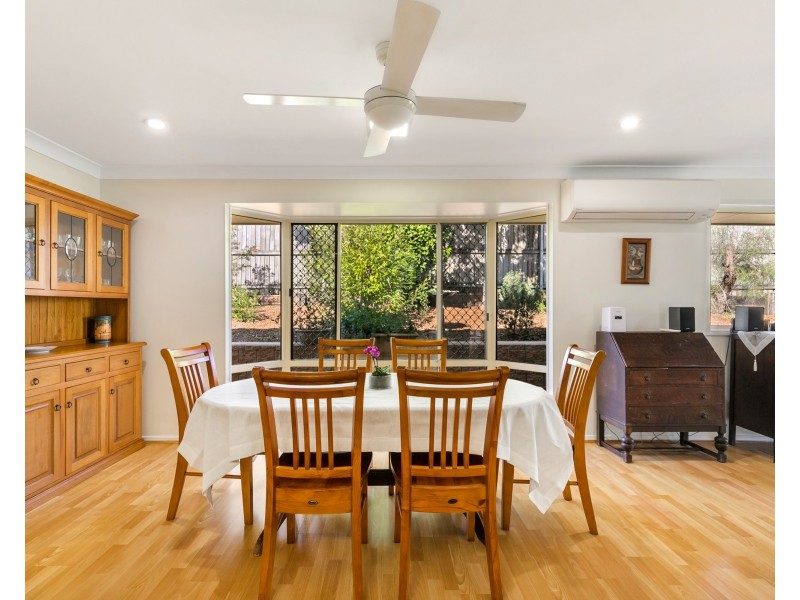 22 Delapine Place, Seventeen Mile Rocks QLD 4073