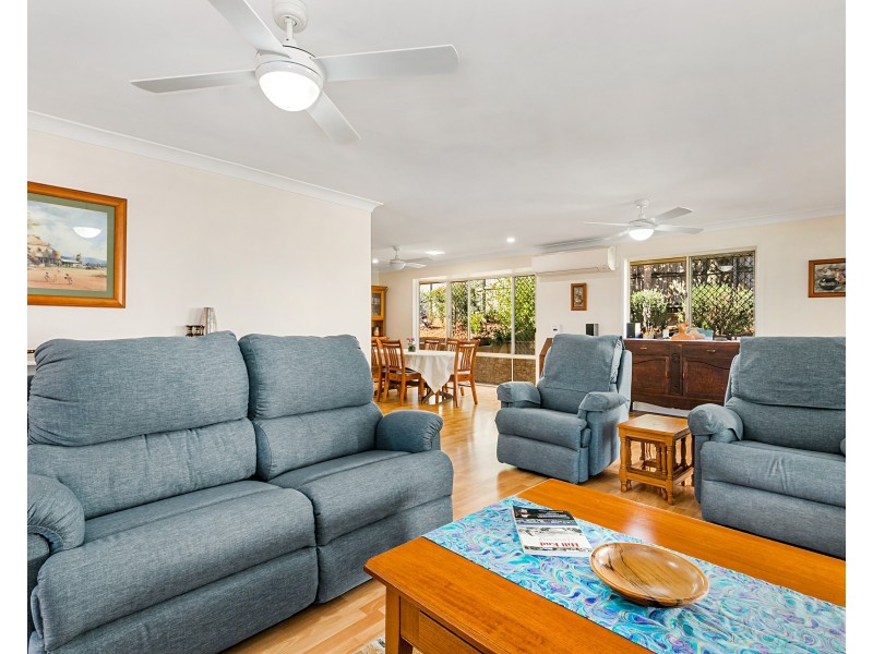 22 Delapine Place, Seventeen Mile Rocks QLD 4073