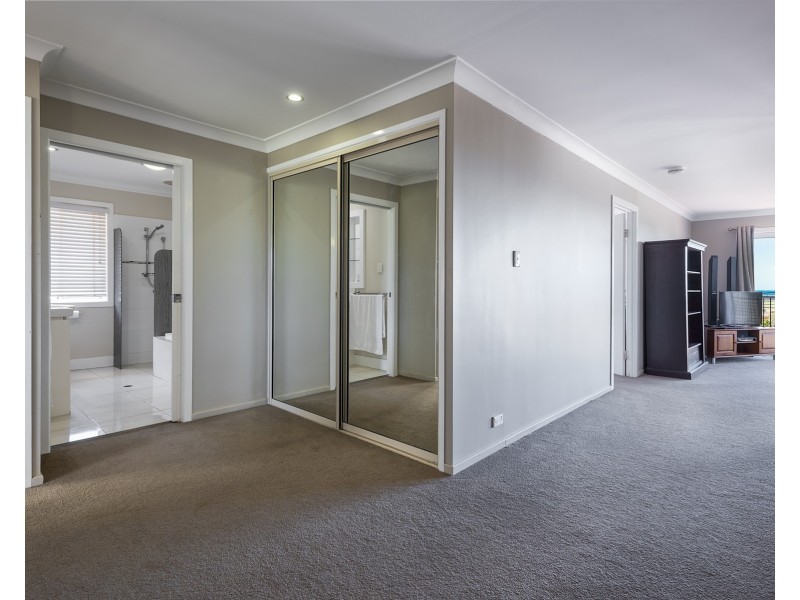 13 Heathwood Crescent, Qunaba QLD 4670