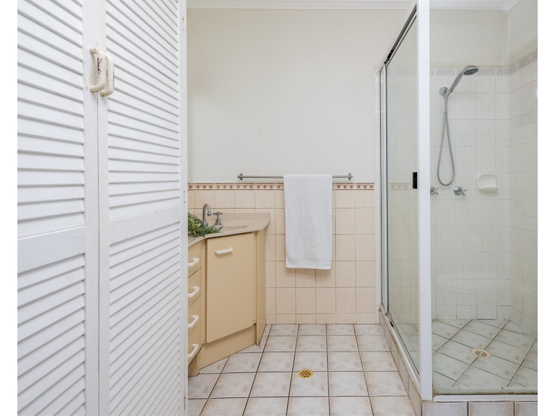 13 Heathwood Crescent, Qunaba QLD 4670