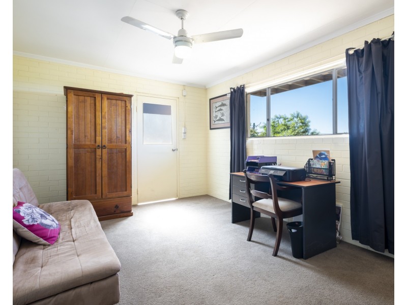 13 Heathwood Crescent, Qunaba QLD 4670