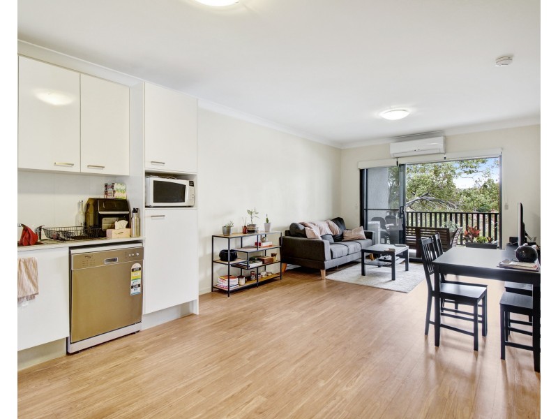 31/11 Lyons Terrace, Windsor QLD 4030