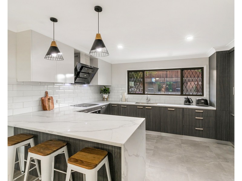 37 Sirocco Street, Jamboree Heights QLD 4074