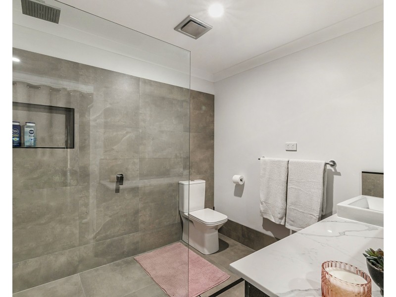 37 Sirocco Street, Jamboree Heights QLD 4074