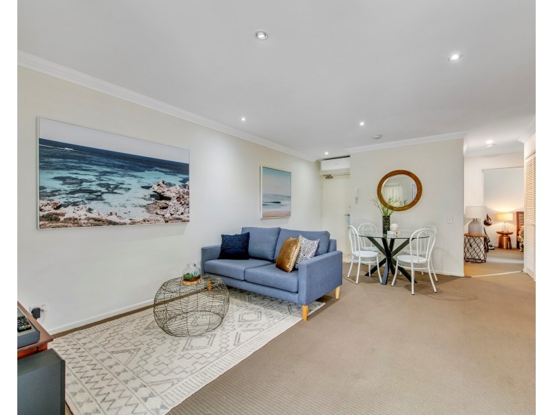 2/114 Pashen Street, Morningside QLD 4170