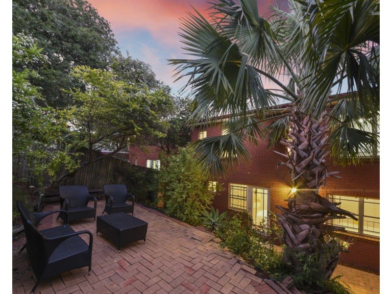 2/34 Montrose Road, Taringa QLD 4068