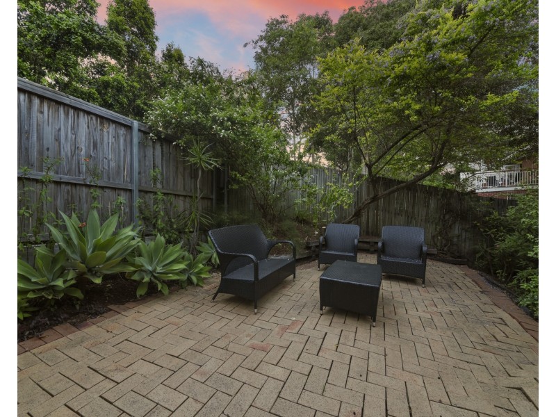 2/34 Montrose Road, Taringa QLD 4068