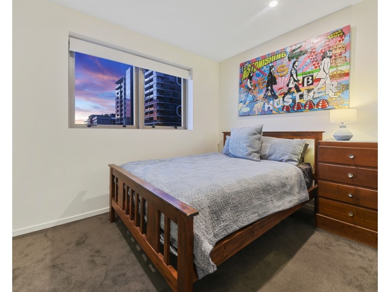 1901/17 Longland Street, Newstead QLD 4006