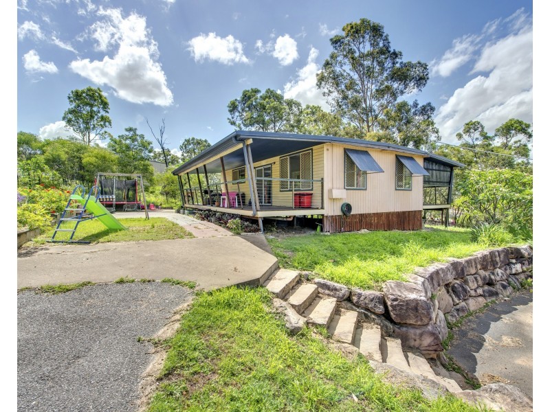 5 Trevis Court, Blackstone QLD 4304