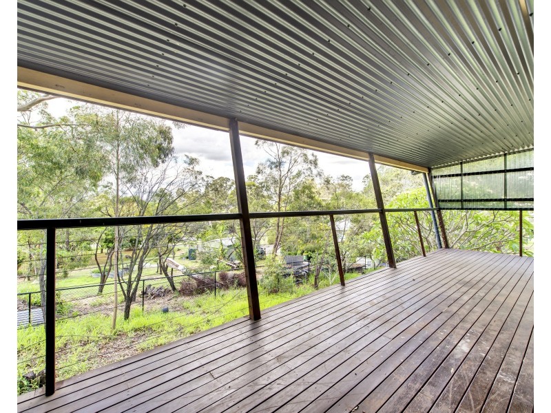 5 Trevis Court, Blackstone QLD 4304