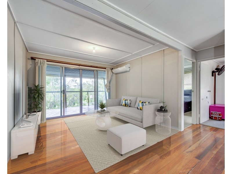 5 Trevis Court, Blackstone QLD 4304