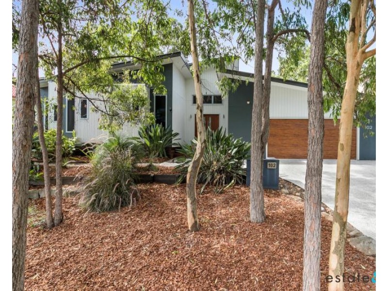 102 Gordon Circuit, Seventeen Mile Rocks QLD 4073