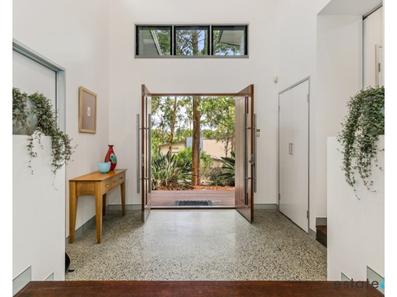102 Gordon Circuit, Seventeen Mile Rocks QLD 4073