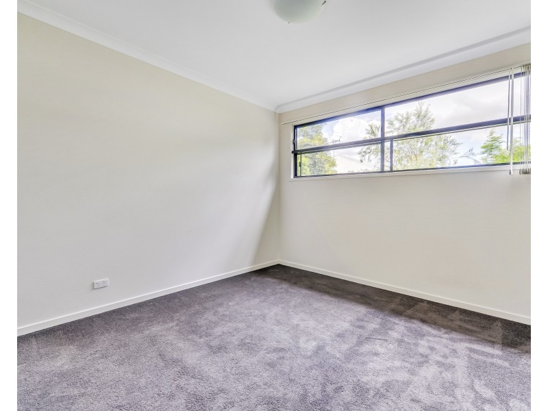 44 Holland Crescent, Capalaba QLD 4157