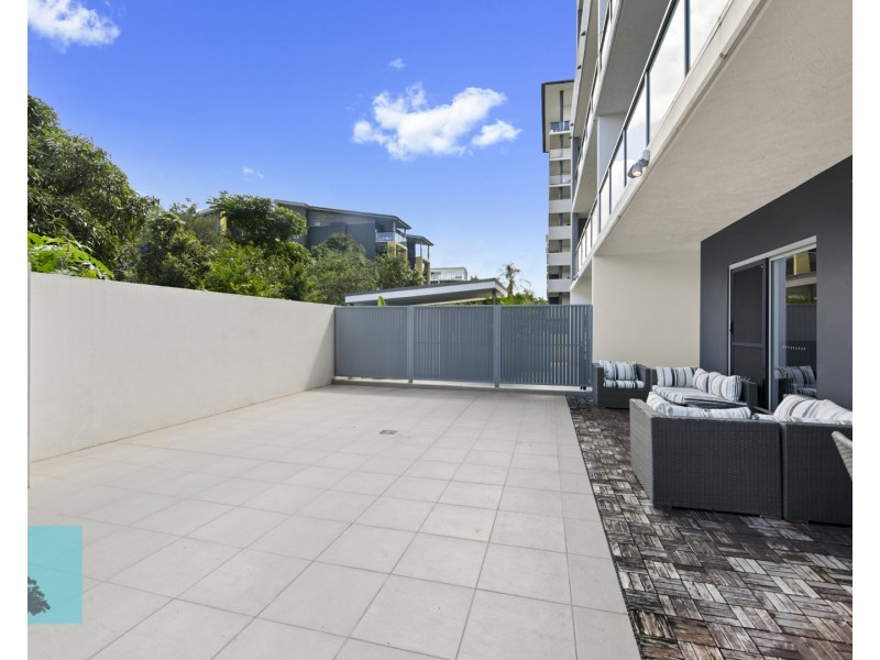 2/45 Regent Street, Woolloongabba QLD 4102