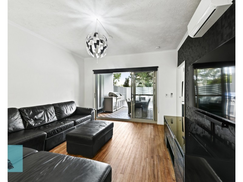 2/45 Regent Street, Woolloongabba QLD 4102