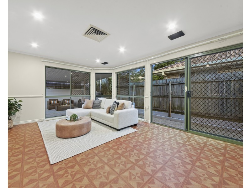 81 Brooklands Circuit, Forest Lake QLD 4078