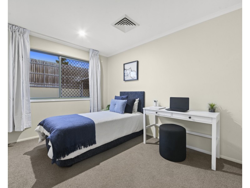 81 Brooklands Circuit, Forest Lake QLD 4078