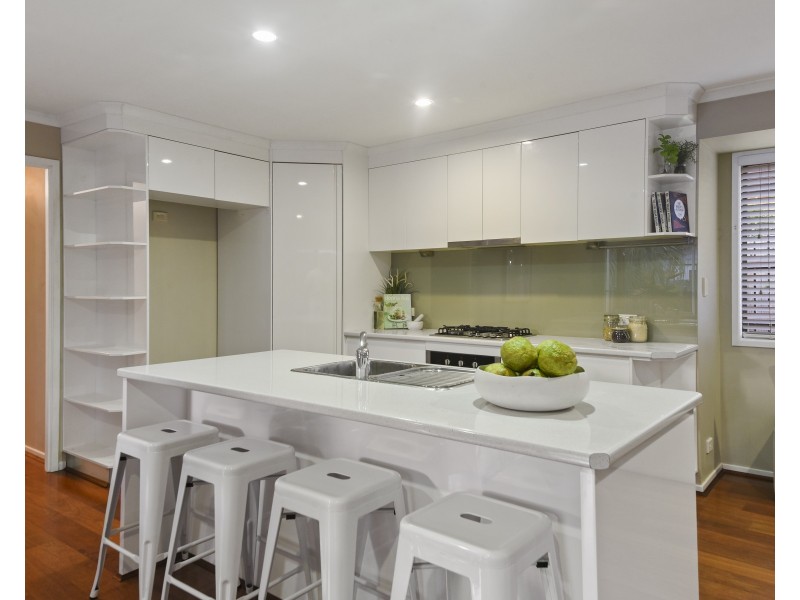 11 Prosser Street, Riverhills QLD 4074